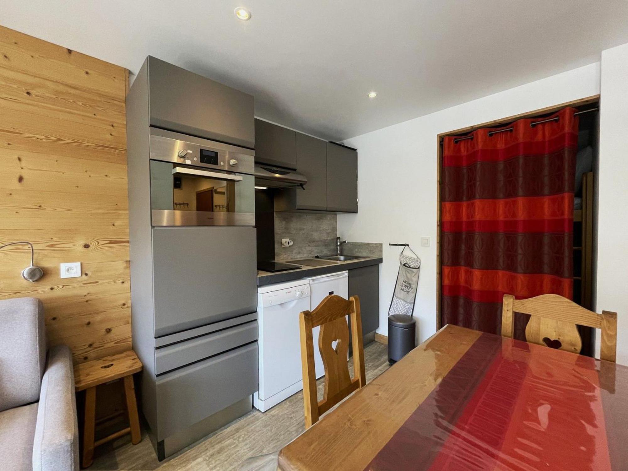 Studio Renove Pour 4, Ski Aux Pieds, La Croisette, Les Menuires - Fr-1-452-230 Saint-Martin-de-Belleville Exterior foto